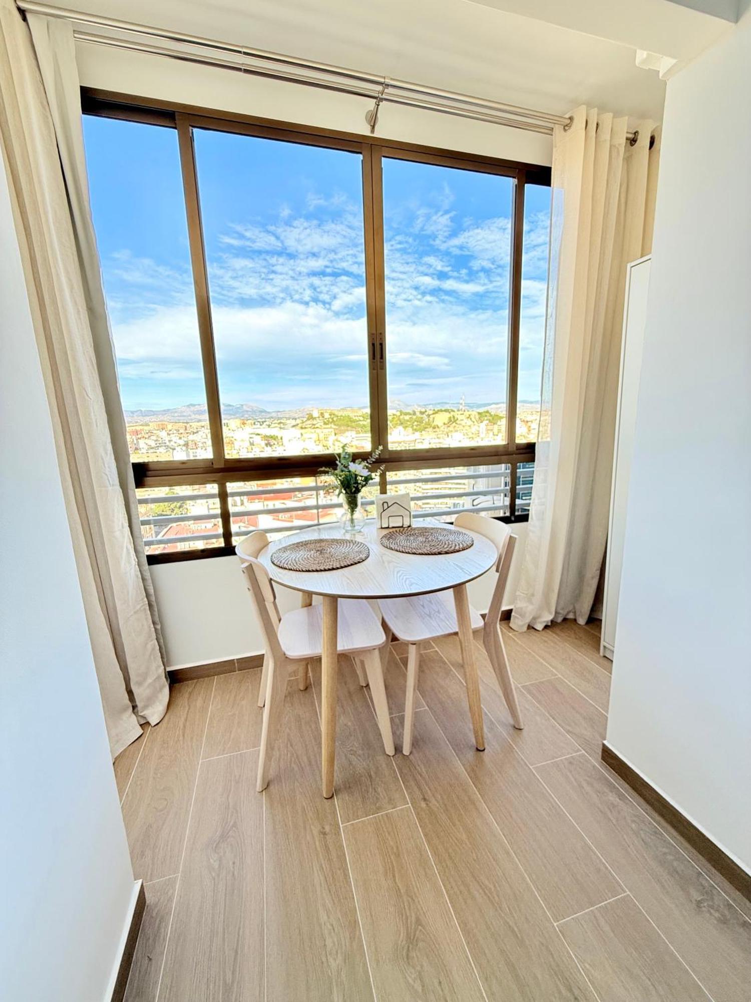 Apartament 18Th Floor City Center Riscal Alicante Exterior foto